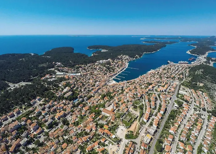 Cozy In Apartment Mali Lošinj